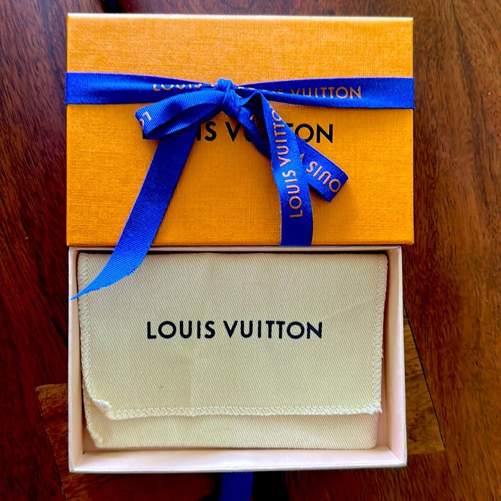 Mini LV dust bag and box